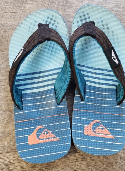 Quiksilver Sz 2/3 Sandals - Picture 3 of 3